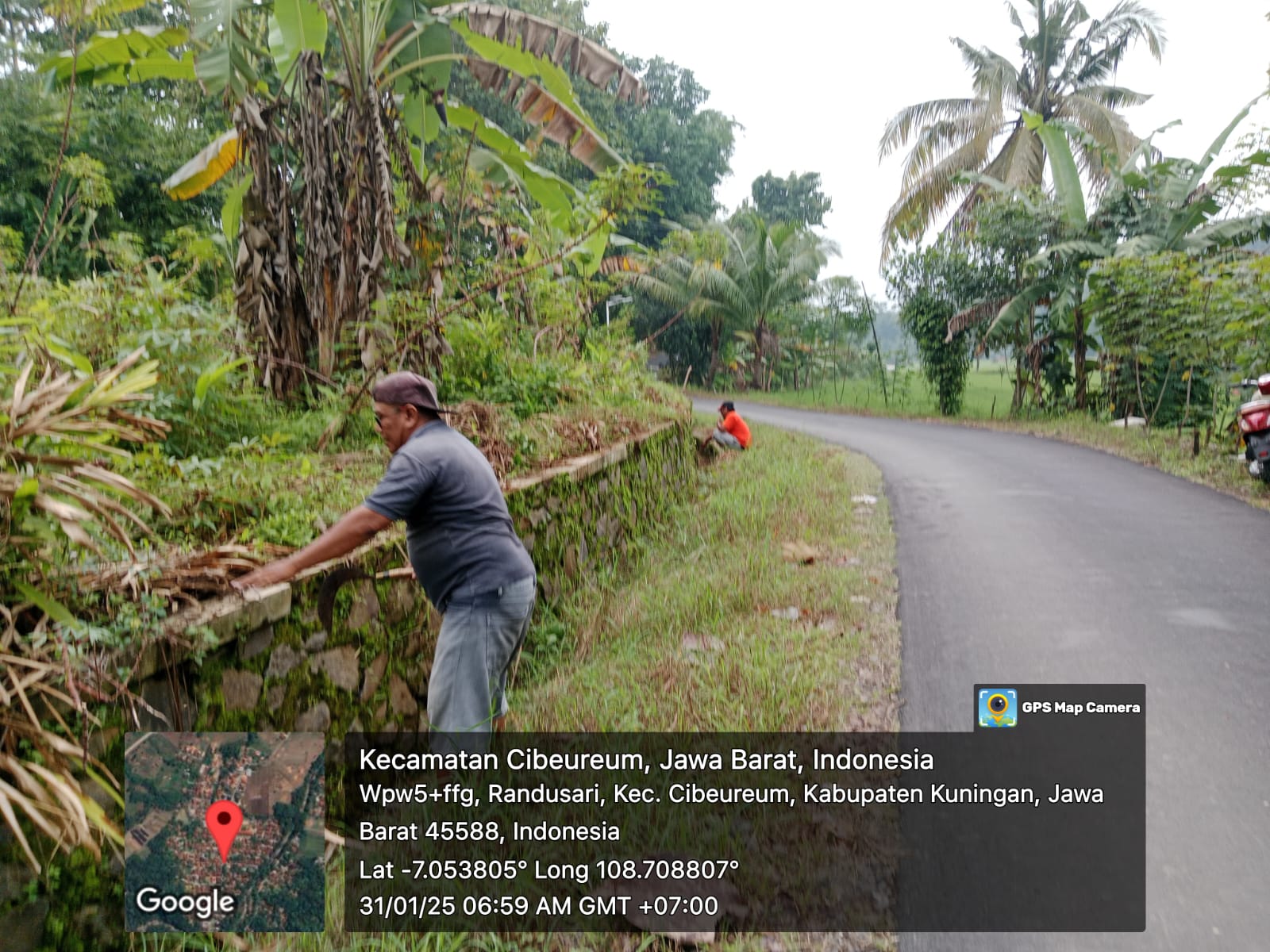 KERJA BAKTI