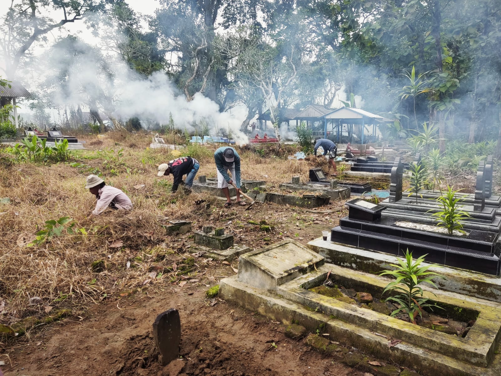KERJA BAKTI